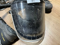 Veiligheidsschoenen & volgelaatsmasker - afbeelding 5 van  5