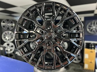 Velare aluminium velgenset - 6x120 8j et45 - afbeelding 1 van  1