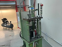 Veldhuis - 1990 - ba hy-iii - hydraulische pers - afbeelding 4 van  10