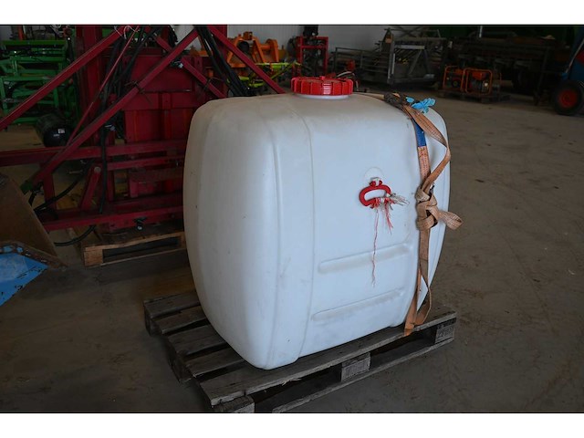 Veldspuit tank - afbeelding 1 van  3