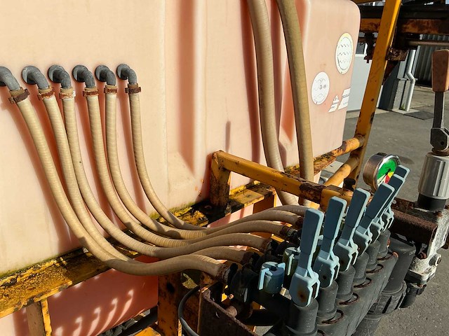 Veldspuit - afbeelding 1 van  7