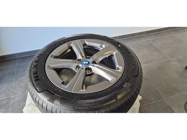 Velgen en banden bmw (4x) - afbeelding 1 van  7