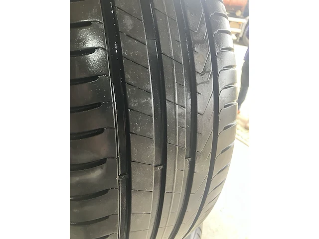 Velgenset met banden, pirelli, scorpion - afbeelding 3 van  7