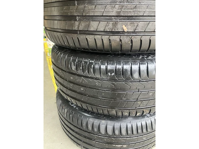 Velgenset met banden, pirelli, scorpion - afbeelding 7 van  7
