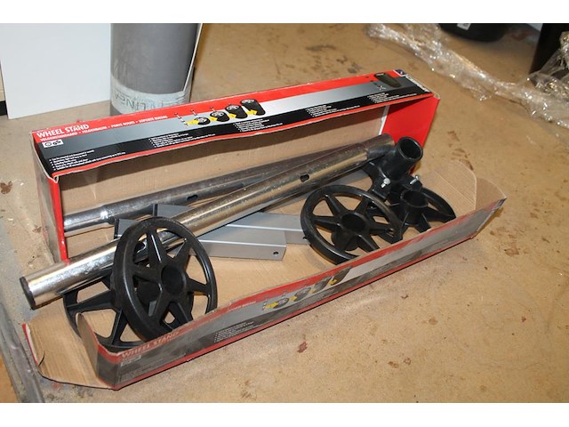 Velgenstandaard carpoint. - afbeelding 2 van  2