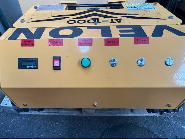 Velo at-1000 afstandbedienfe rups maaimachine - afbeelding 4 van  8