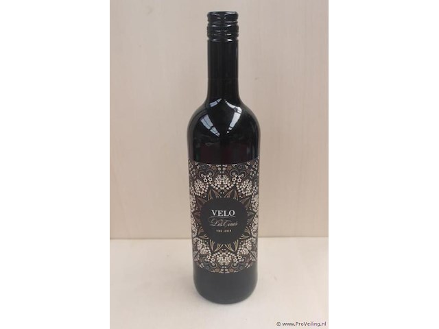 Velo vino joven rode wijn - 70 cl - winkelverkoopprijs € 5.95 - afbeelding 1 van  3