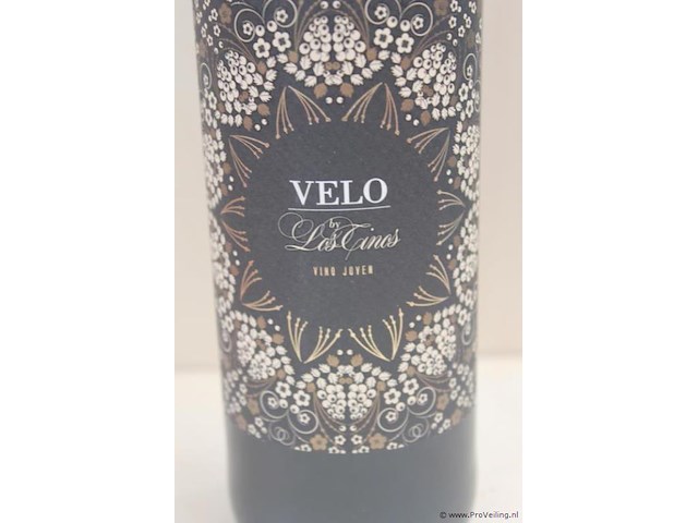 Velo vino joven rode wijn - 70 cl - winkelverkoopprijs € 5.95 - afbeelding 2 van  3