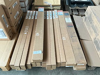 Velux dakraam toebehoren (16 stuks) - afbeelding 1 van  4
