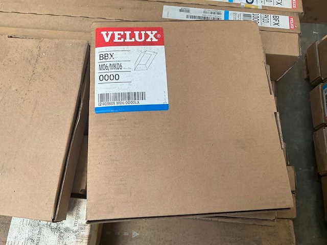 Velux dakraamonderdelen (31x) - afbeelding 1 van  2