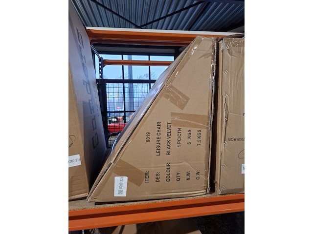 Velvet round chair black, sanderz, black, 2025 - afbeelding 2 van  2