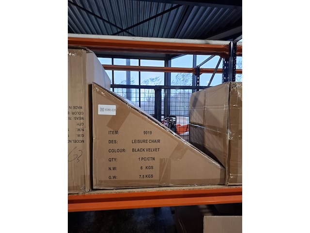 Velvet round chair black, sanderz, black, 2025 - afbeelding 2 van  2