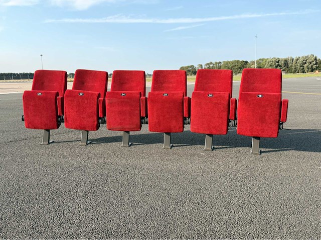 Velvet theaterstoel (32x) - afbeelding 1 van  9