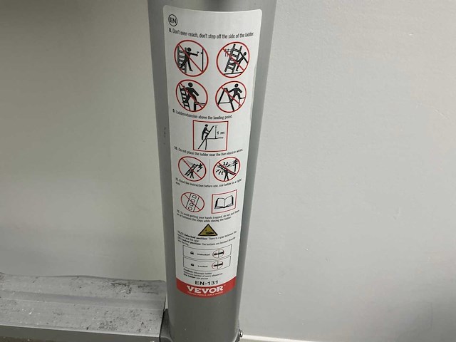 Velvor en-131 telescopische ladder - afbeelding 4 van  4