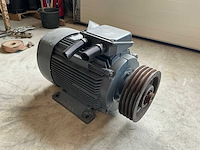 Vem k21r 225s 4 elektromotor - afbeelding 1 van  4