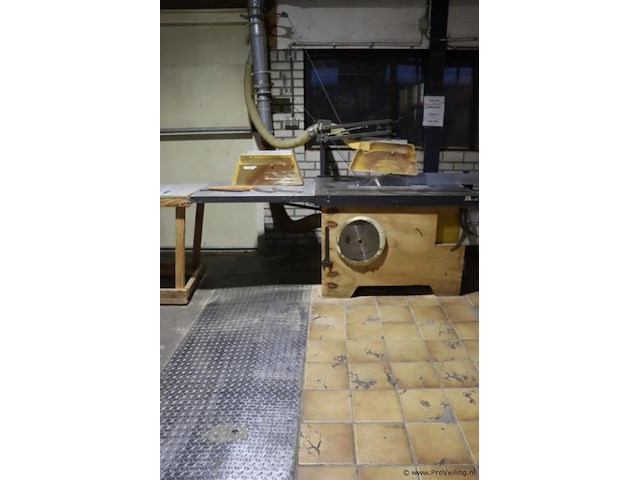 Vema zaagtafel - 280x123x145cm - afbeelding 1 van  17