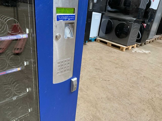 Vending machine haribo maoam verkoopautomaat - afbeelding 18 van  23