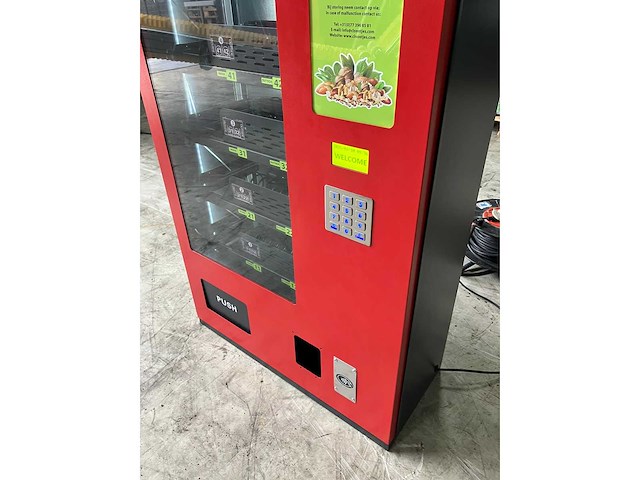 Vendingmachine - afbeelding 5 van  5