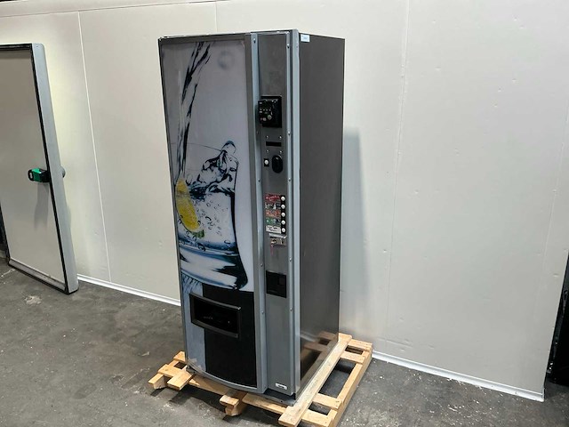 Vendo sve 189 frisdrank verkoopautomaat - afbeelding 1 van  8