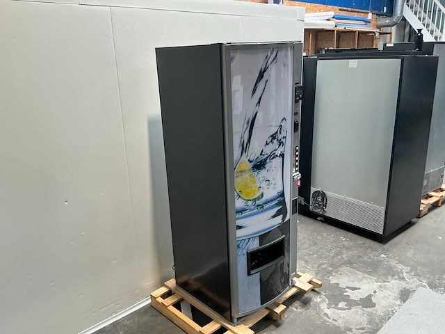 Vendo sve 189 frisdrank verkoopautomaat - afbeelding 3 van  8