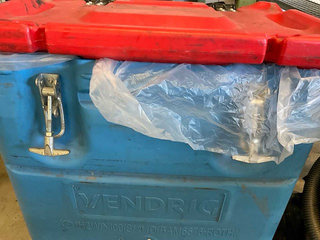 Vendrig opslag container gevaarlijke stoffen - afbeelding 3 van  4
