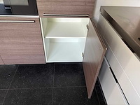 Veneta cucine - keuken met falmec / siemens apparatuur - afbeelding 3 van  27