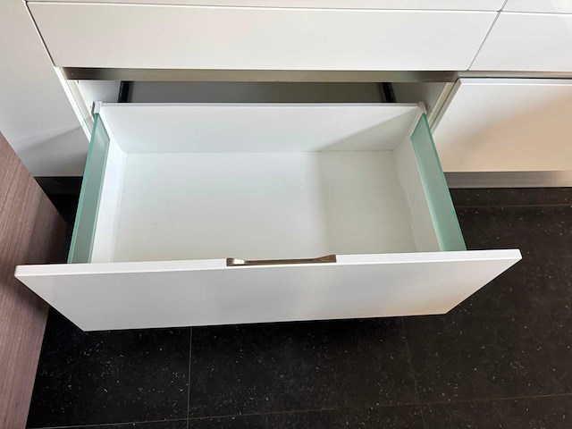 Veneta cucine - keuken met falmec / siemens apparatuur - afbeelding 8 van  27