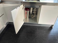 Veneta cucine - keuken met falmec / siemens apparatuur - afbeelding 18 van  27
