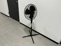 Ventilator en divers - afbeelding 1 van  6