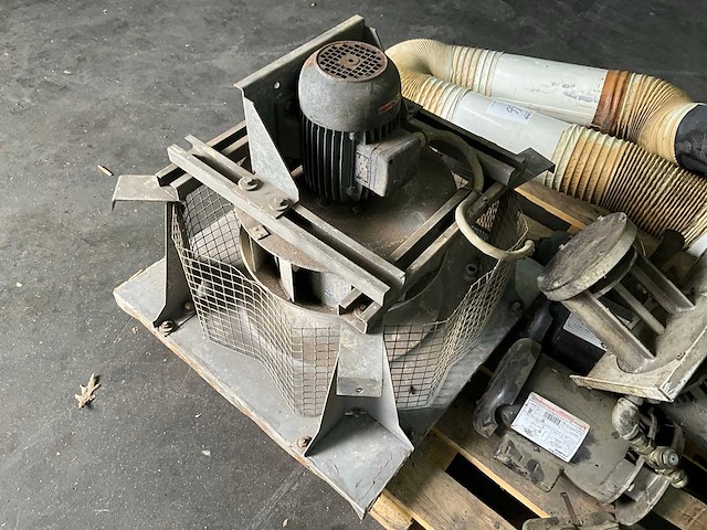 Ventilator en koelwaterpomp - afbeelding 3 van  6