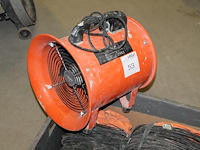 Ventilator maxblast dustextractor 250 mm met twee flexibele slangen. - afbeelding 2 van  3