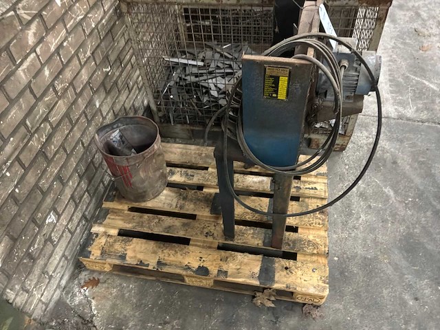 Ventilator op en geleverd met pallet - afbeelding 4 van  5