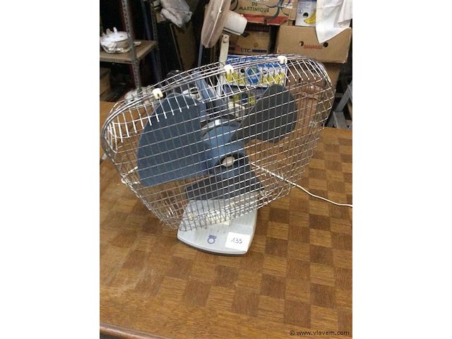 Ventilator werkend - afbeelding 1 van  2