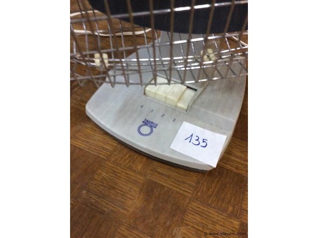 Ventilator werkend - afbeelding 2 van  2