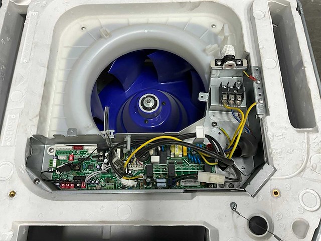 Ventilator - afbeelding 3 van  5