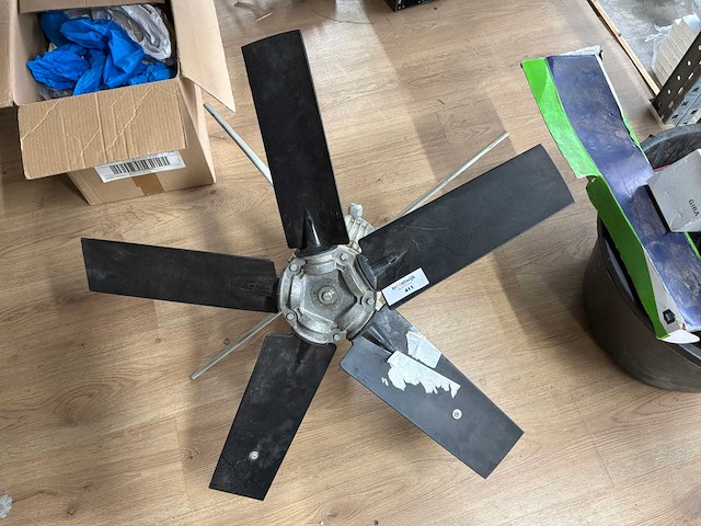 Ventilator - afbeelding 1 van  1