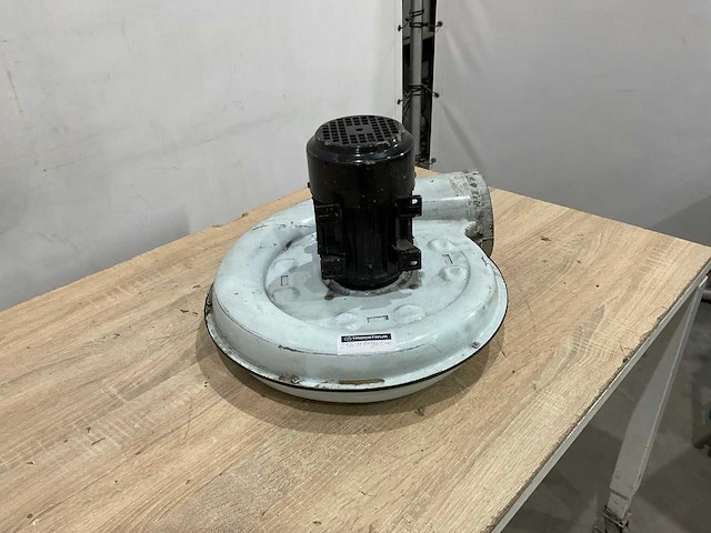 Ventilator - afbeelding 2 van  4