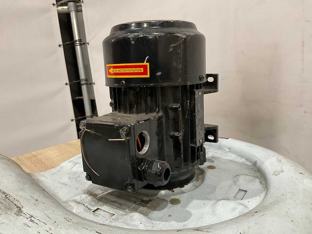 Ventilator - afbeelding 4 van  4