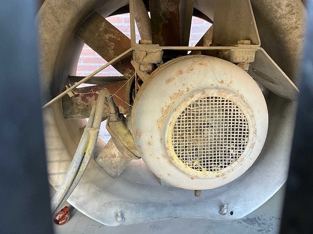 Ventilator - afbeelding 3 van  3