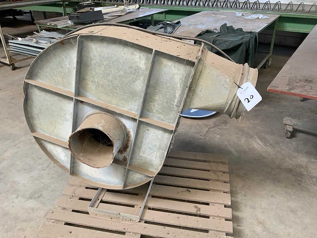 Ventilator - afbeelding 1 van  2