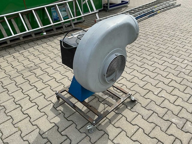 Ventilator - afbeelding 5 van  5