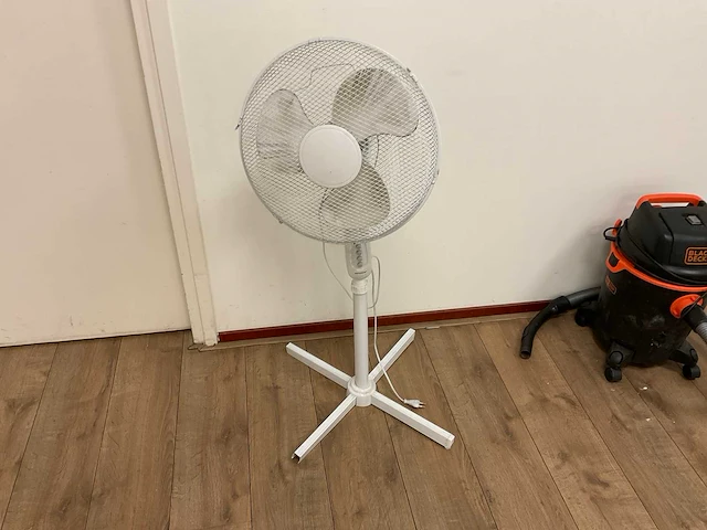 Ventilator - afbeelding 1 van  1