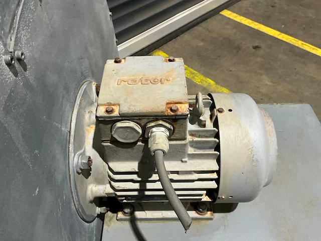 Ventilator - afbeelding 10 van  11