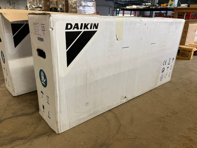 Ventilatorconvector daikin, fwxt10aatv3, wit - afbeelding 1 van  3