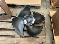 Ventilatorwaaier met 4 kunststof bladen