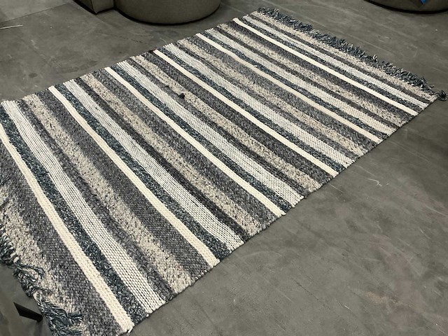 Venture design vloerkleed 240x170cm - afbeelding 1 van  5