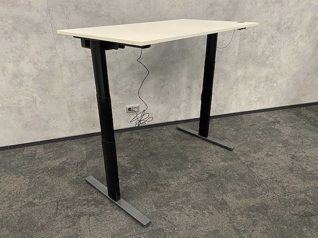 Vepa - elektrisch zit-sta bureau 140x80 - afbeelding 1 van  6