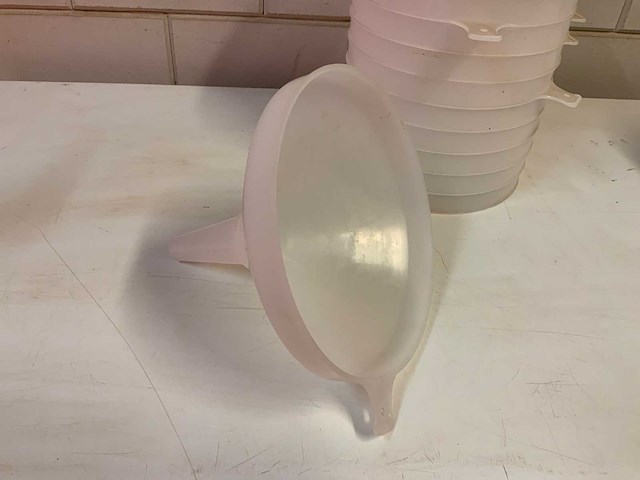 Vepa bins afvultrechter (65x) - afbeelding 3 van  4