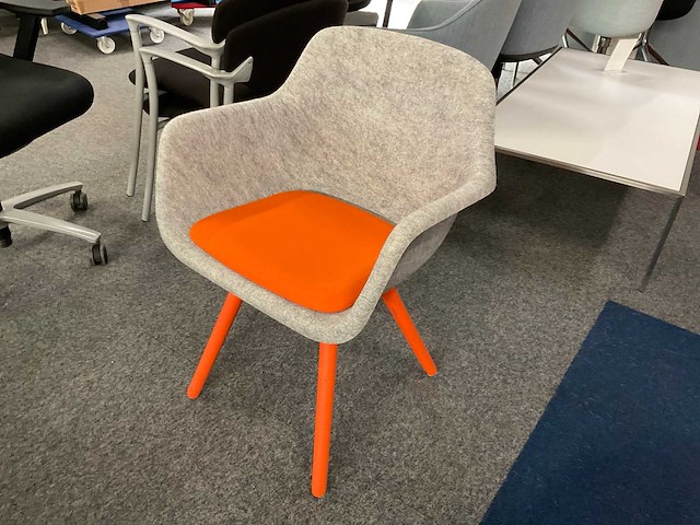 Vepa felt hf-10 vergaderstoel (3x) - afbeelding 1 van  4