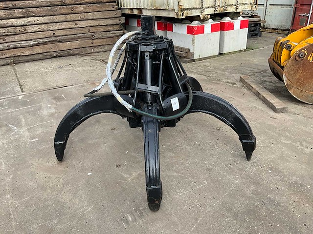 Verachtert 400 liter poliepgrijper - afbeelding 1 van  4